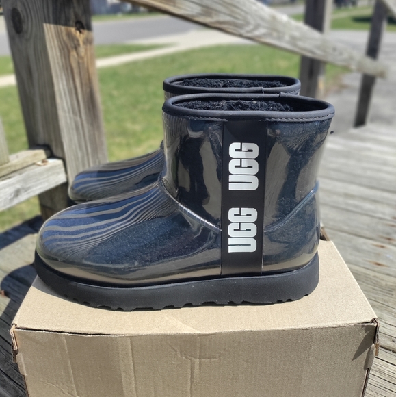 UGG Shoes - NWOT UGG Women's Black Classic Clear Mini Waterproof Boots Size 8